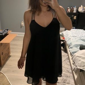Blacks flowy express dress